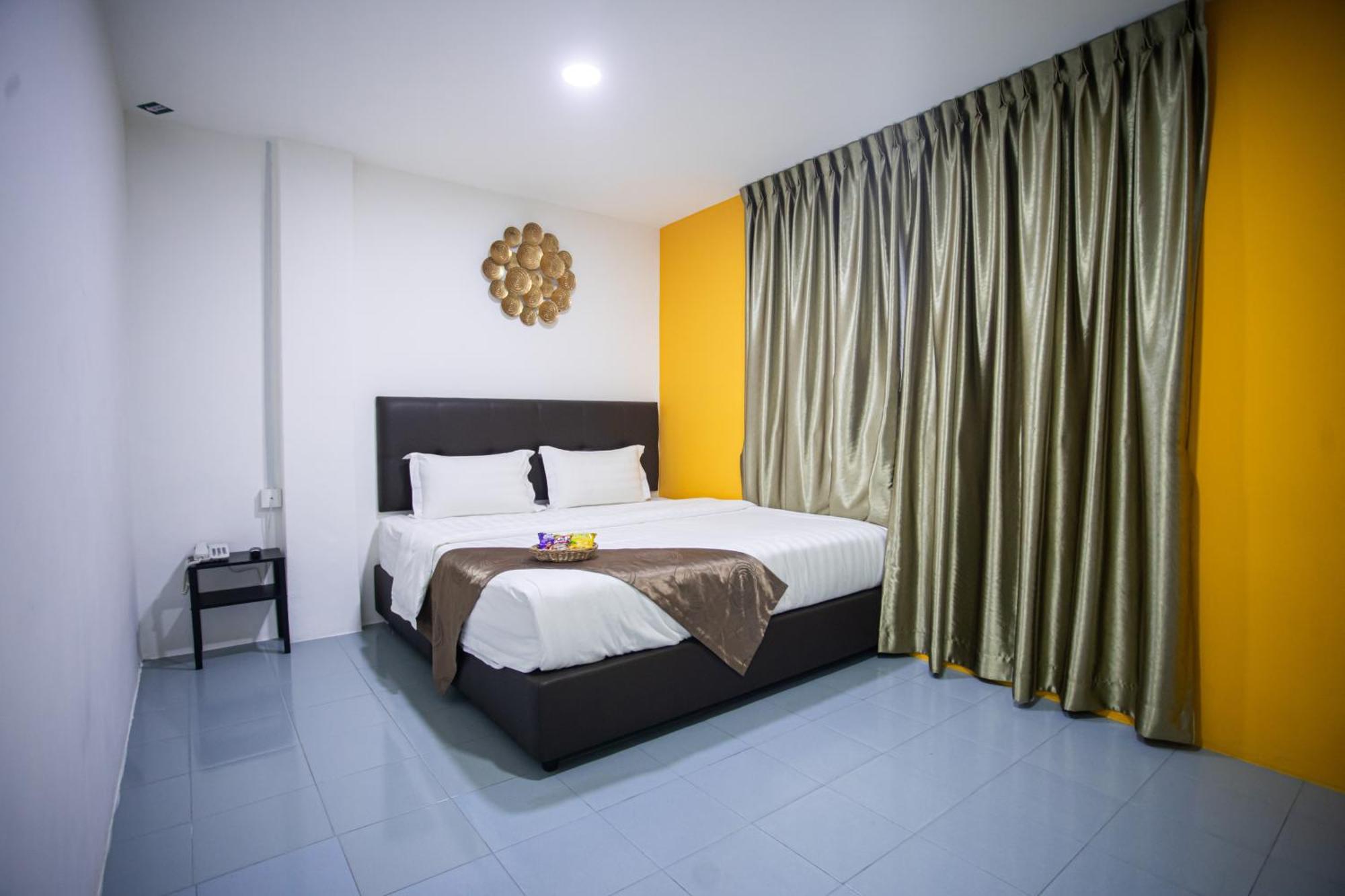 Rex Hotel