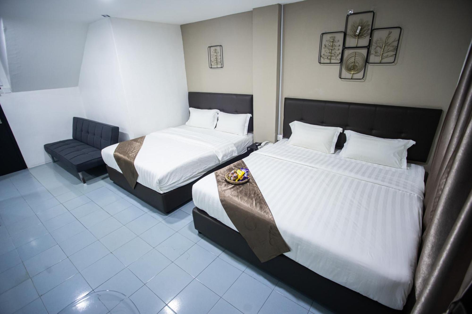 Rex Hotel